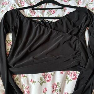 2/25$🍓⭐️ Pretty little thing Black Long Sleeve Top
